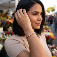 Thumbnail for Bracciale donna — foto indossata nei gesti di tutti i giorni, oro rosa | SKU: 2020s-rg