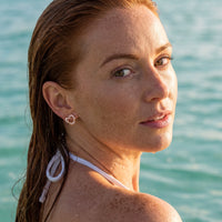 Thumbnail for Orecchini oro rosa — foto indossata in acqua, waterproof, oro rosa | SKU: 419593-rose-gold