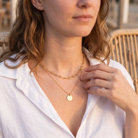 Thumbnail for Collana doppia — foto indossata nei gesti di tutti i giorni, oro | SKU: le-tendance-g