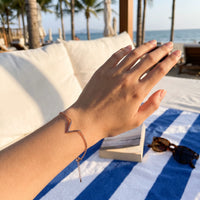 Thumbnail for Bracciale v — foto indossata, misura reale, oro rosa | SKU: 9443177-rose-gold