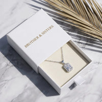 Thumbnail for Collana con ciondolo — nella scatola regalo, argento | SKU: 22559056