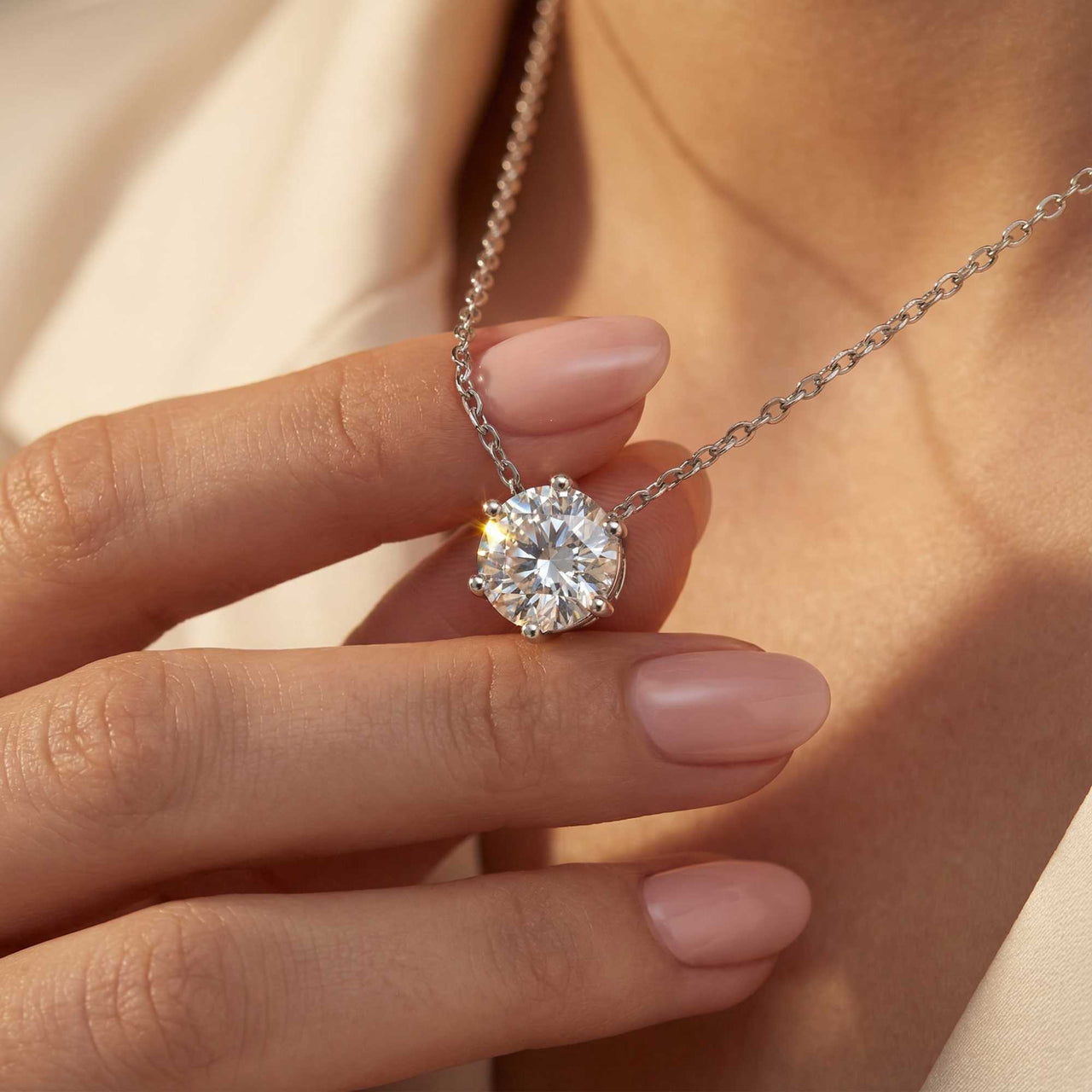 Collana solitario con moissanite