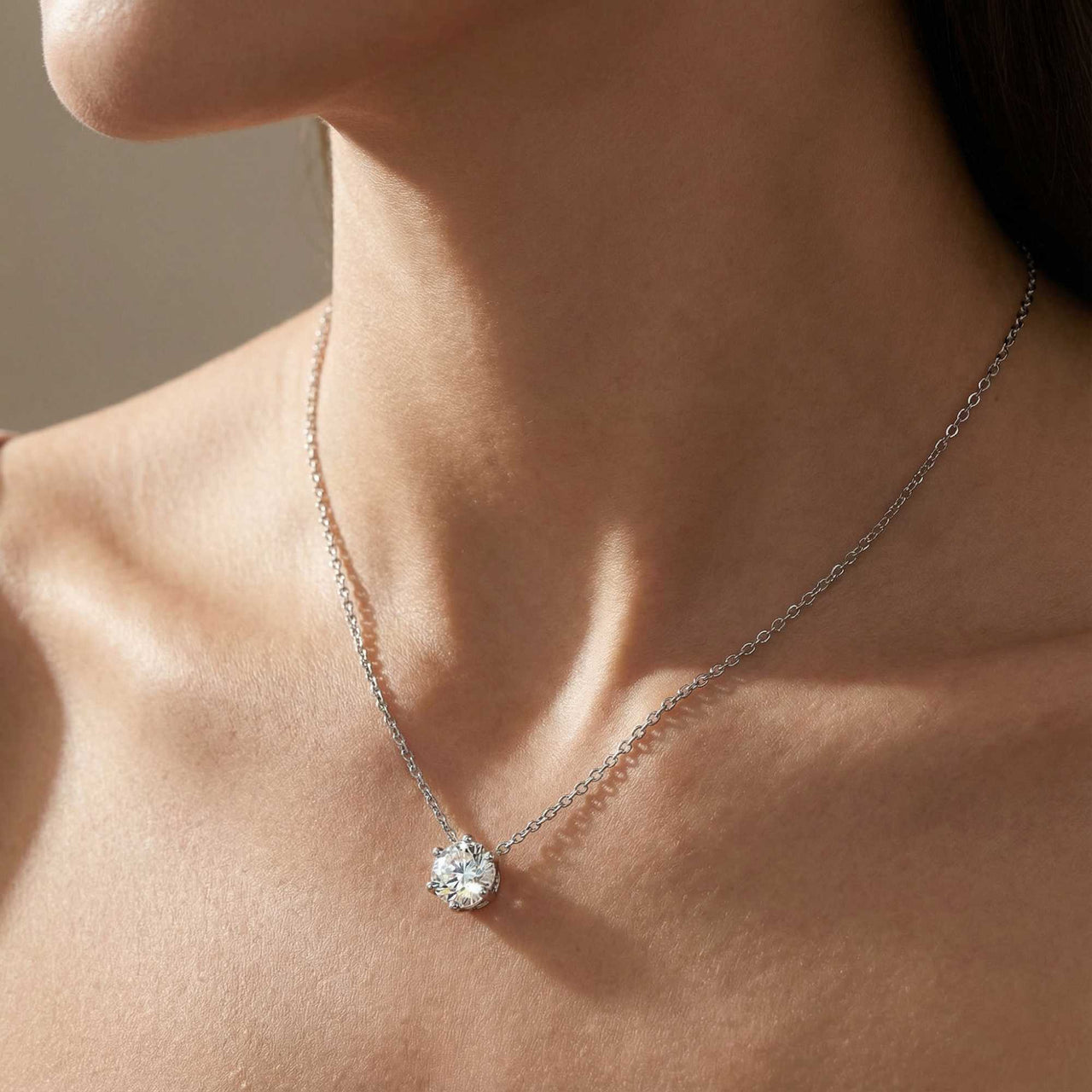 Collana solitario con moissanite