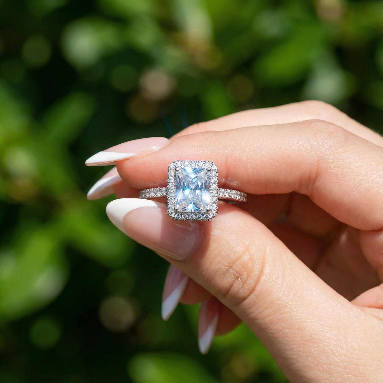 Anello rettangolare in argento