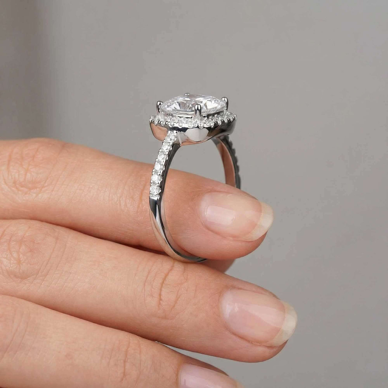 Anello solitario in argento