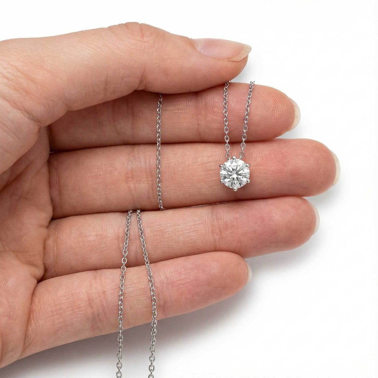 Collana solitario con moissanite