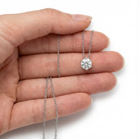 Thumbnail for Collana solitario con moissanite
