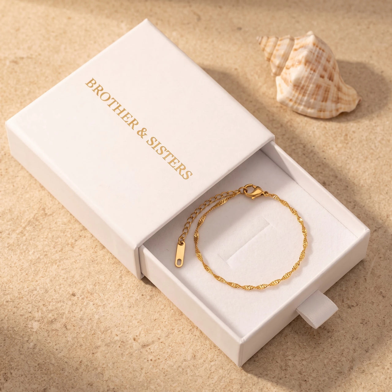The Finesse, gold bracelet — gift box | SKU: lafinesse