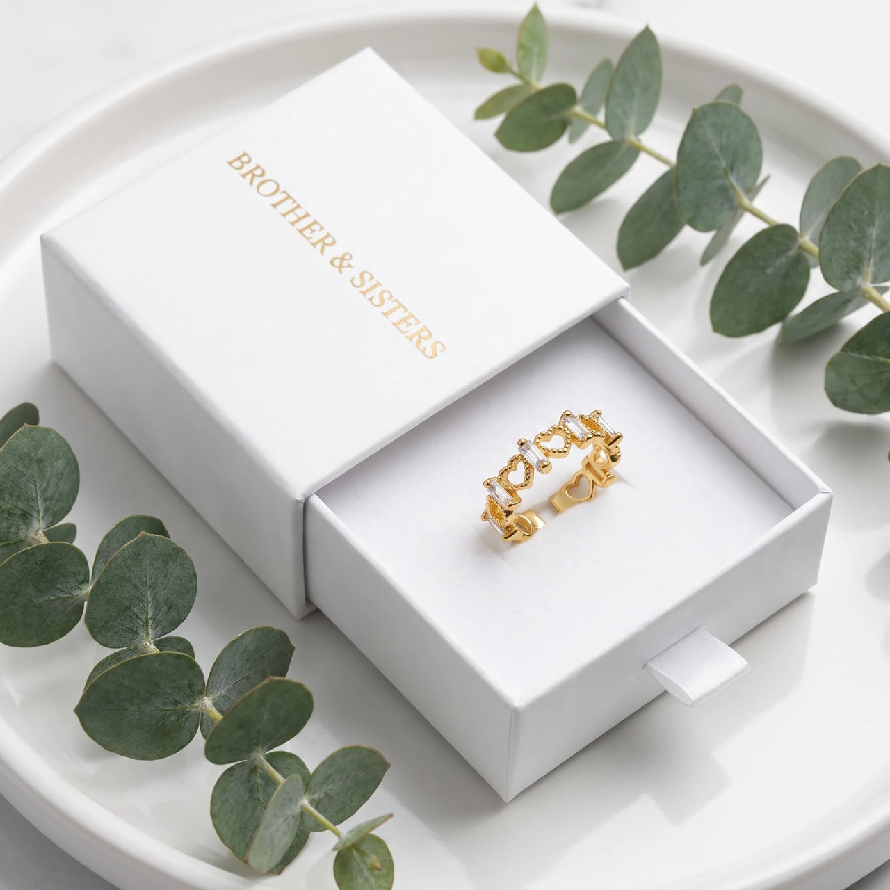 The Hearts, gold ring — gift box | SKU: lescoeurs