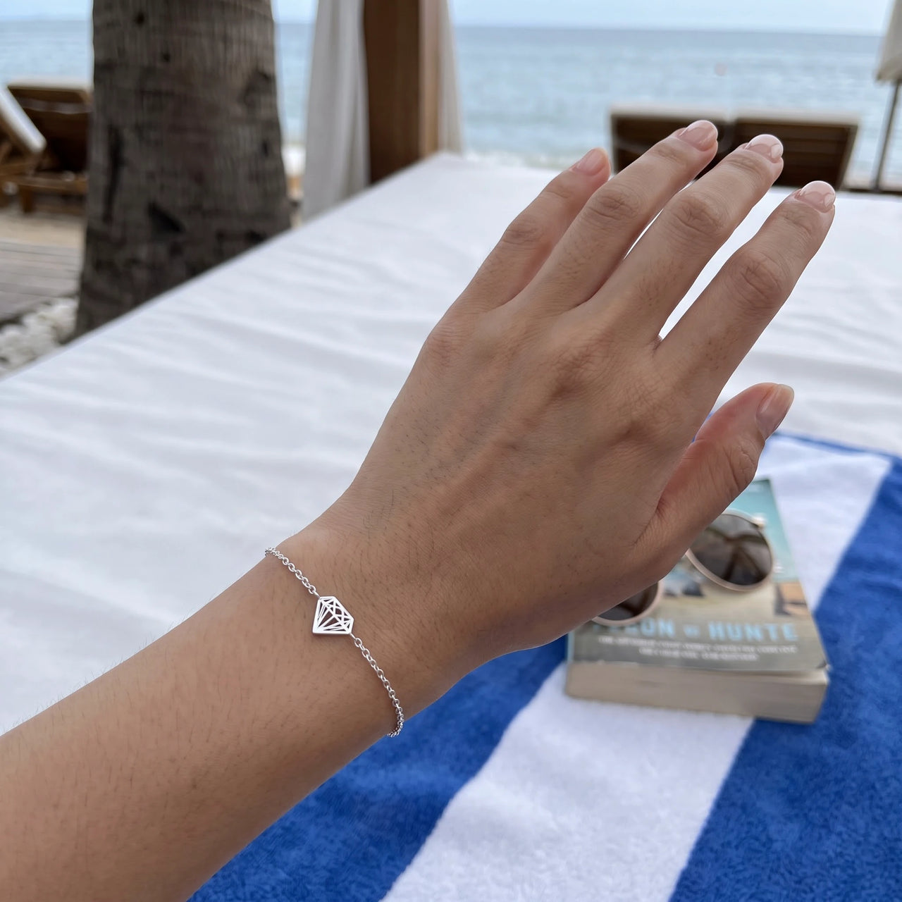 Bracciale minimal — foto indossata, misura reale, argento | SKU: 11662607-white-gold
