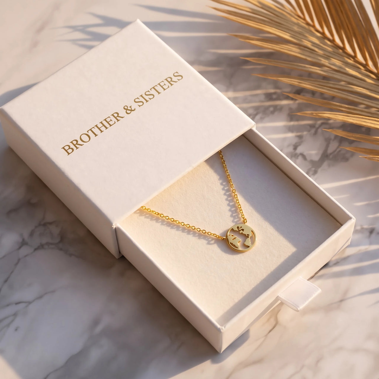 Collana mappamondo — nella scatola regalo, oro | SKU: 22173453-gold