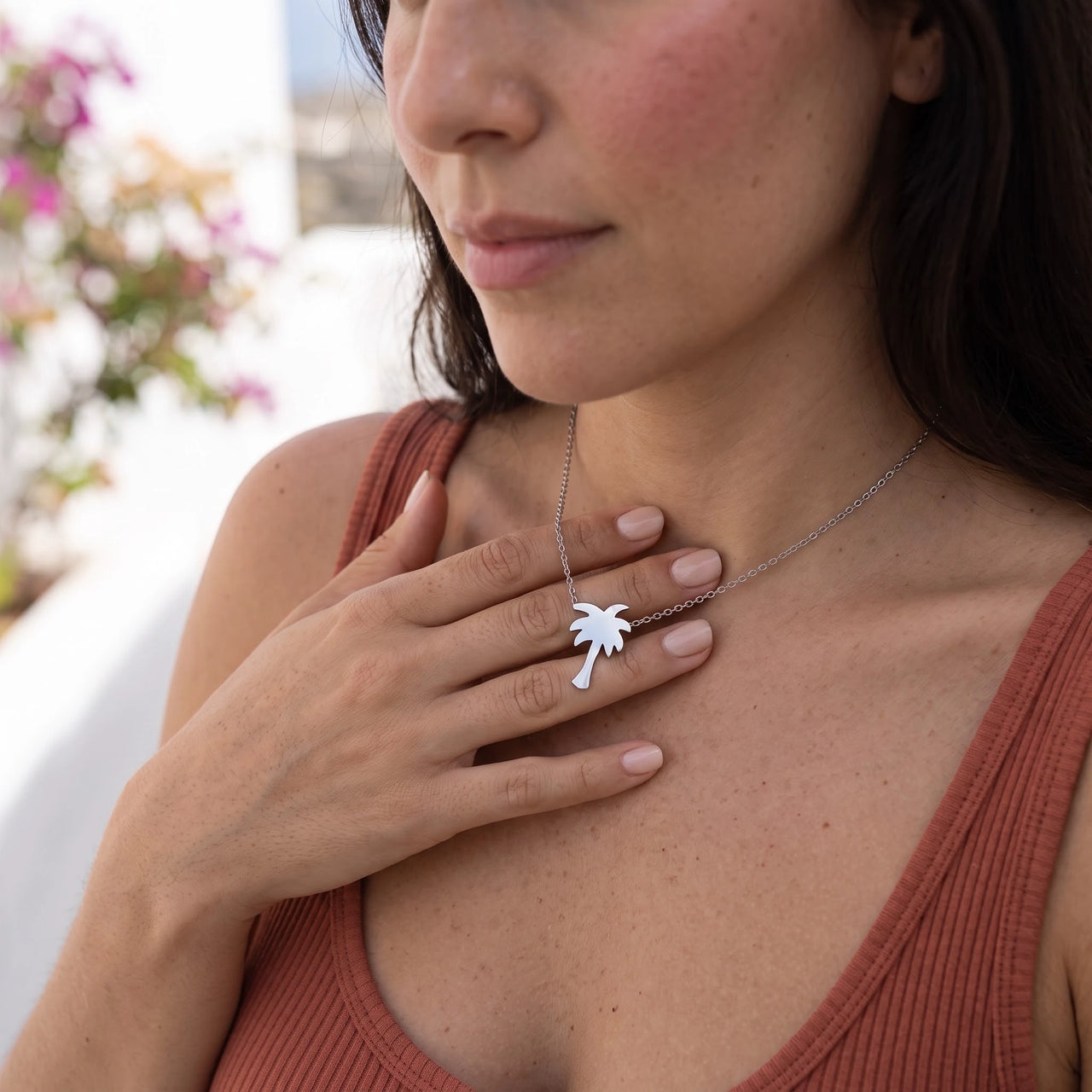 Collana palma — foto indossata nei gesti di tutti i giorni, argento | SKU: 8732822-silver-plated
