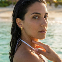 Thumbnail for Orecchini ananas — foto indossata in acqua, waterproof, oro | SKU: 437186-gold-color