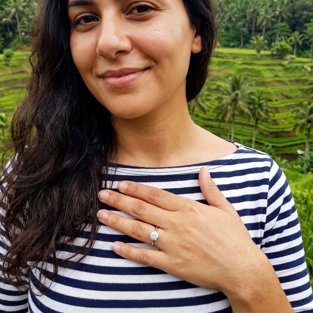 Anello solitario — foto indossata in viaggio, argento | SKU: 33759698-4.5-silver