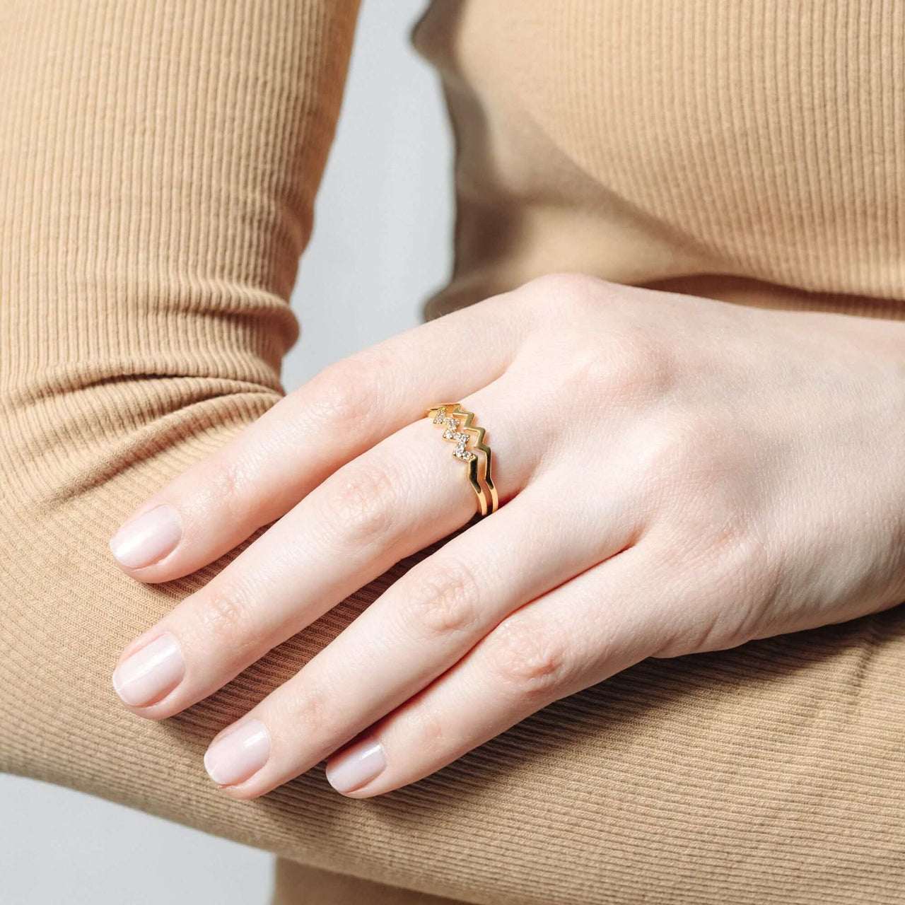 Gold Ring for Women - Stainless Steel Ring - Woman Ring - The Zigzag Ring Brother & Sisters